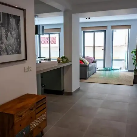 Modern Comfort In Location P2 Apartment Sliema